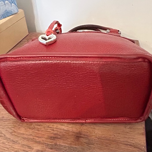 Brighton Vintage Shoulder Bag/Purse -Red Leather w/2 braided handles. Registered - Picture 7 of 9